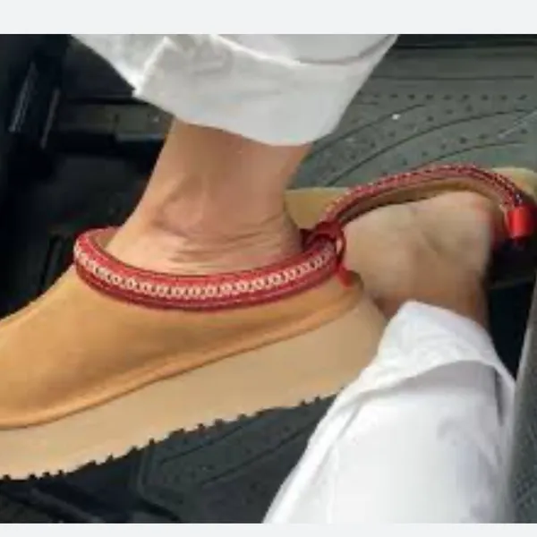 Cozy Tan Slip-On Slippers with Red Trim size 41/9.5 - Image 2