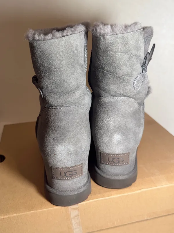 UGG Gray Suede Shearling Ankle Booties - Image 4