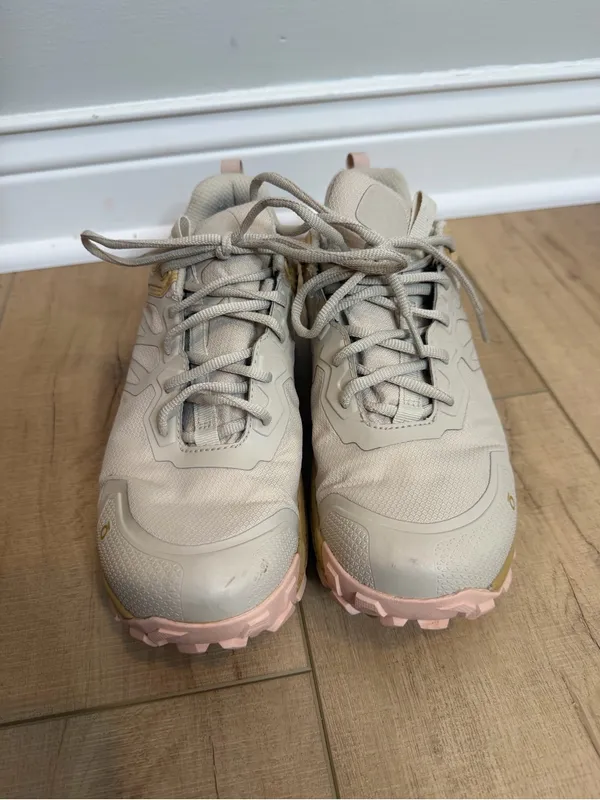 Oboz Katabatic Low B-DRY Waterproof Hiking Shoes Women’s 8.5 Beige Pink Trail - Image 2