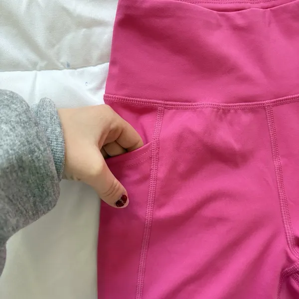 American Eagle Womens Size XS Spandex Hot Pink The Everything Pocket Bike Shorts - Image 2