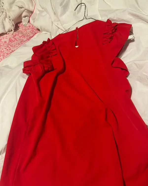 Red Ruffle Top Size L - Image 2