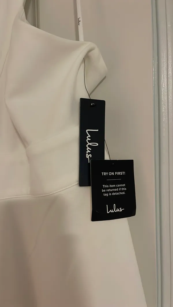 White Dress Size XL - Image 3
