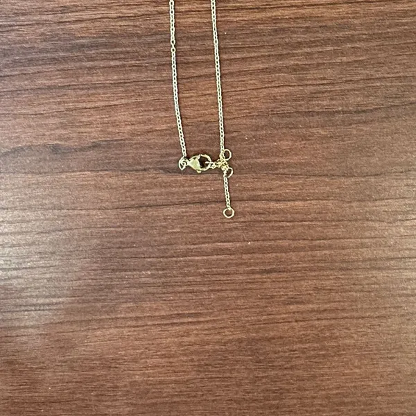 Elegant Gold Necklace - Image 3