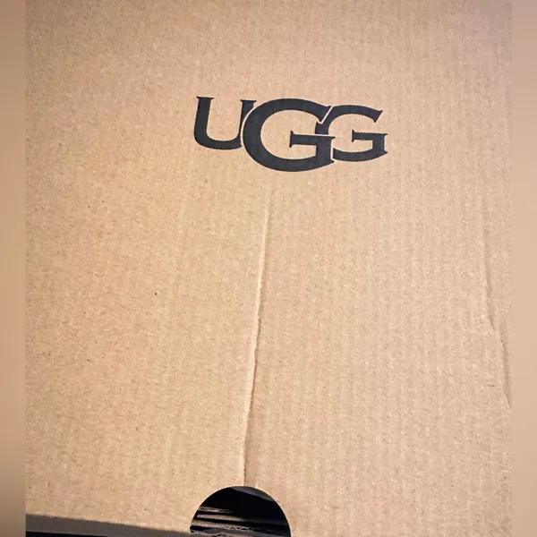 UGG Slide Black New with Box Size 9 - Image 6