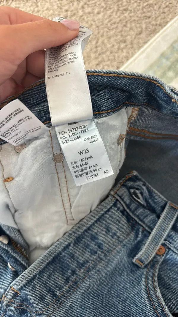 Levi’s 501 Shorts - Image 5