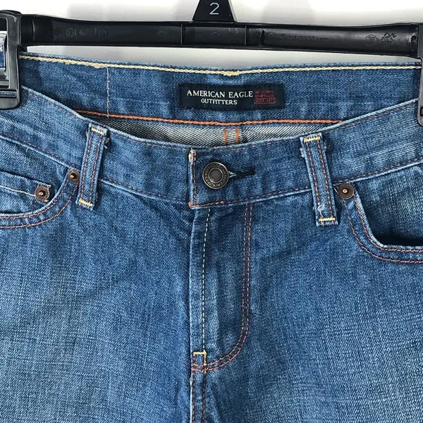 American Eagle Size 4 Cropped Straight Leg Jeans Medium Wash 100% Cotton NWOT - Image 8