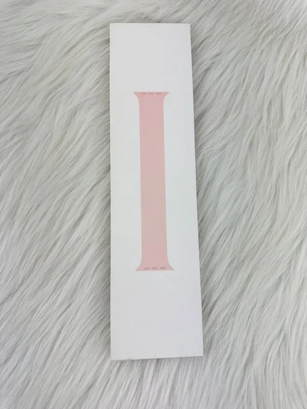Used Apple Watch Chalk Pink Solo Loop Silicon Fitted Band Size 6 (45mm) - Image 4
