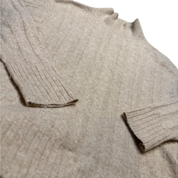 ✨ J.Crew Merino Wool Blend Mock Neck Sweater Size‎ Small ✨ - Image 2