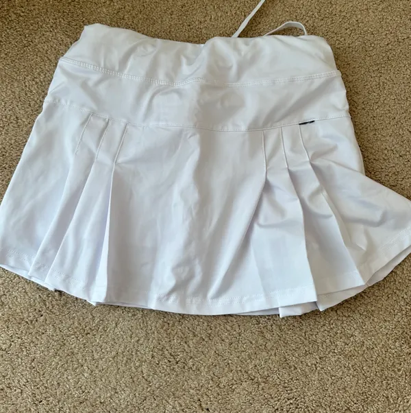 White Tennis Skirt Size XS - Image 3
