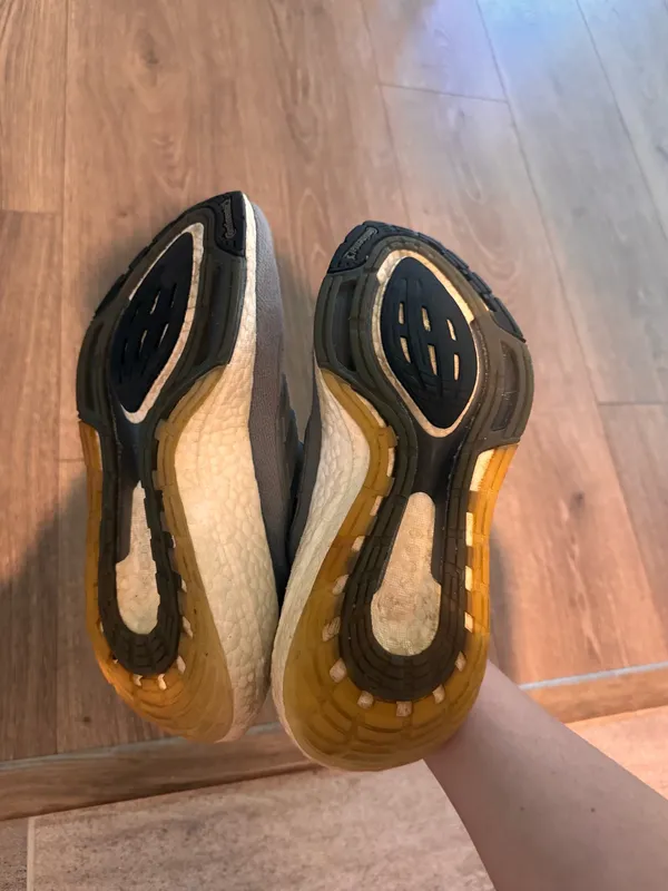 Adidas Ultraboost Shoes - Image 3