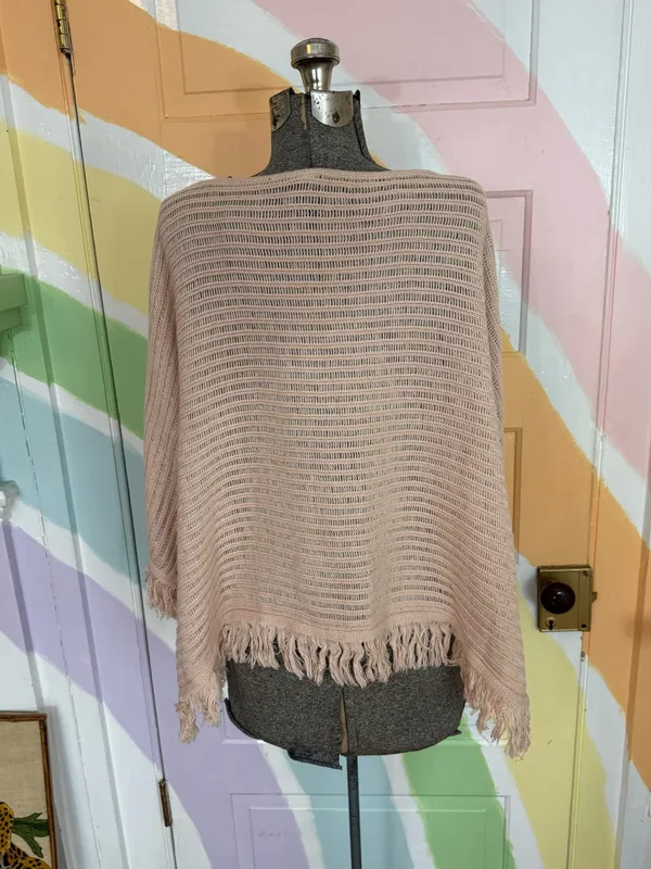 Anthropologie Akemi + Kin Frenchie Cotton Linen Blend Fringe Poncho Sz S 💚🍄 - Image 4