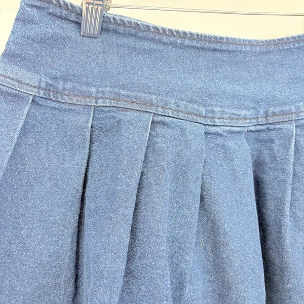 Social Collision Y2K Pleated Jean Mini Skirt Sz M Preppy Indie Academia Denim - Image 3