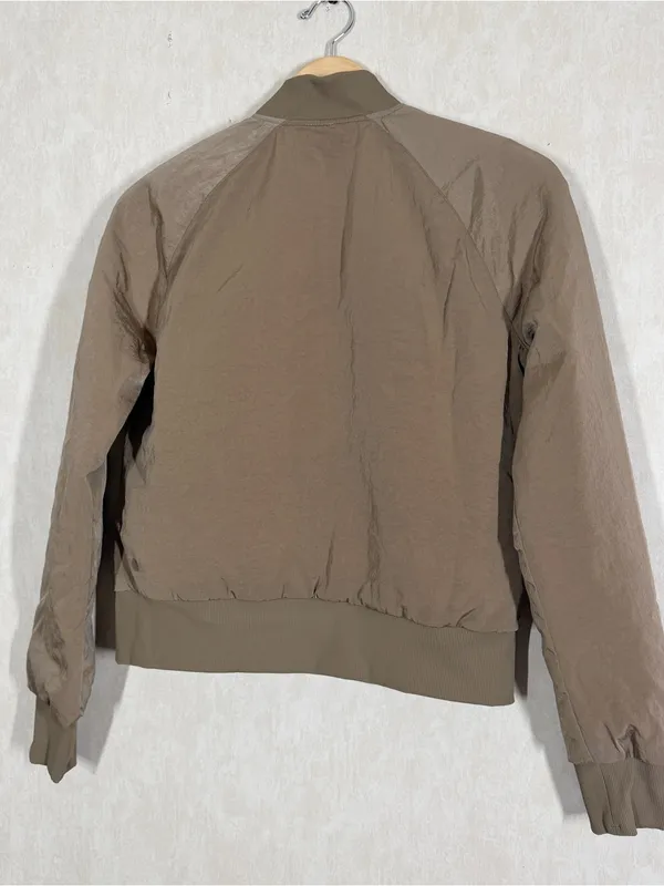 Lululemon Women’s Non-Stop Bomber Jacket Full Zip Reversible in Frontier 6 - Image 7