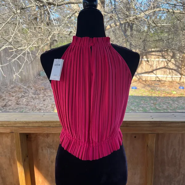 Banana Republic Women's Red Pleated Peplum Waist Top Size XS. NEW! - Image 4
