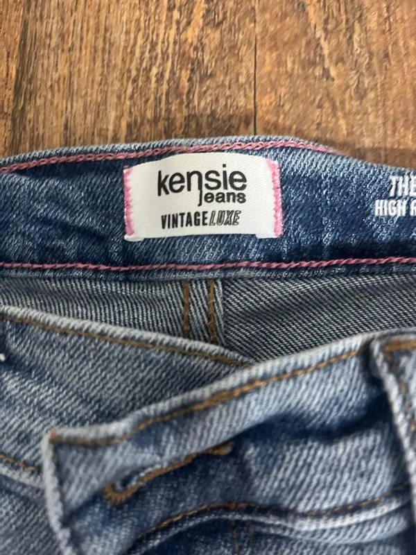 Kensie High Rise Jeans - Image 2