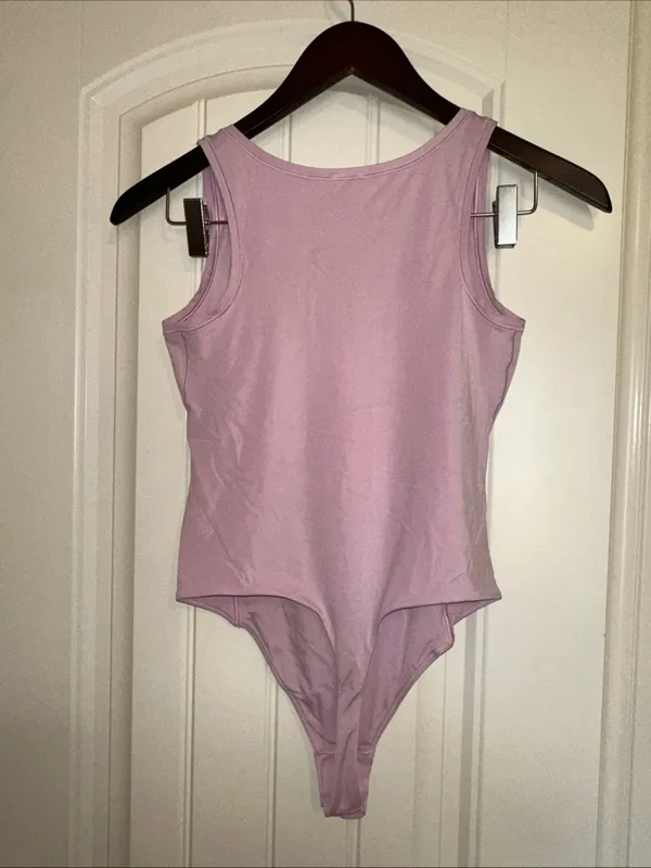 Lululemon Wundermost Ultra-Soft Nulu Square Neck Sleeveless Bodysuit M - Image 4