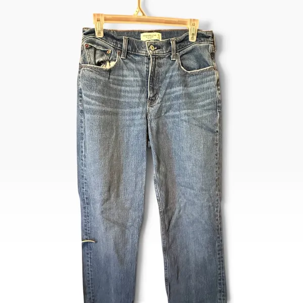 Abercrombie & Fitch Curve Love 90s Straight Mid Rise Jeans 28/6 Blue Distressed - Image 2