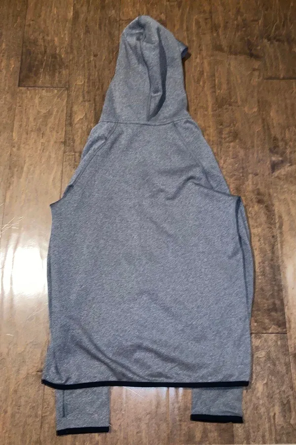 Sweatshirt - Image 4