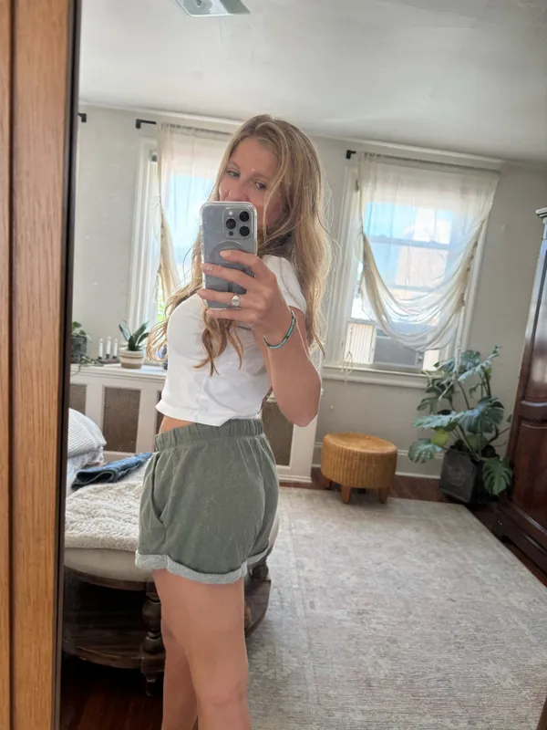 Olive green divided sweat shorts - Image 2