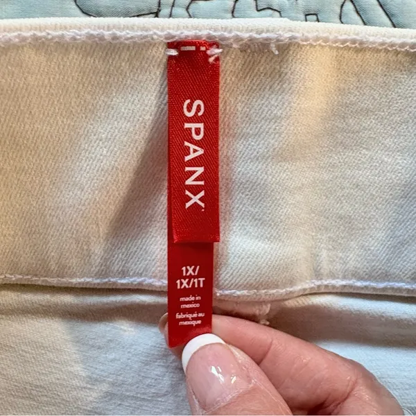 Spanx Seamed Front Wide Leg Jeans in Ecru Smoothing Shaping Slimming Sz 1X🧡 - Image 10