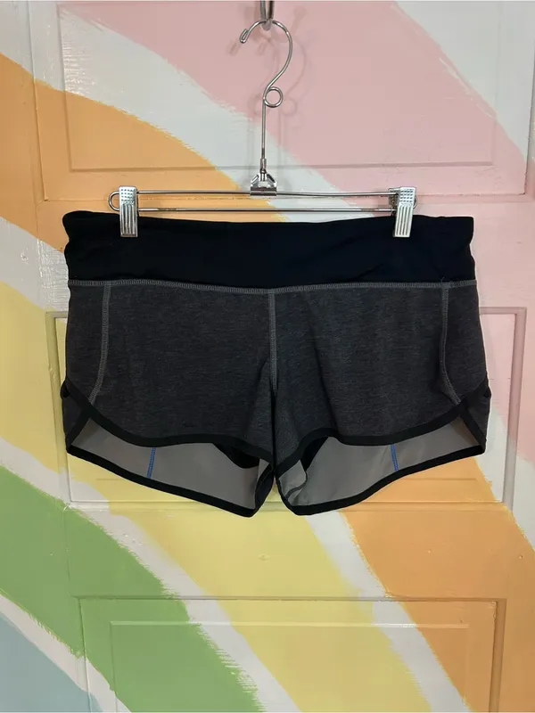 Lululemon Run Speed Shorts Women’s Sz 6 Heathered Black Running Athletic 👽🧡 - Image 3