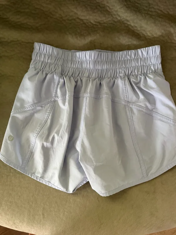 Lululemon Tracker Shorts 4" - Image 2