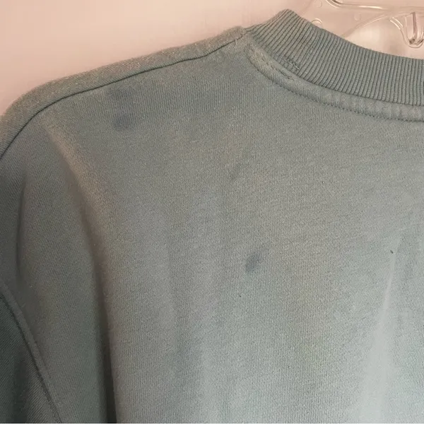 Universal Threads- Women’s Light Teal Crewneck Size M - Image 3
