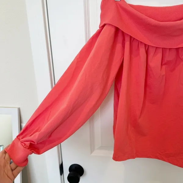 Anthropologie‎ Maeve Pink Off-The-Shoulder Pullover - Image 4