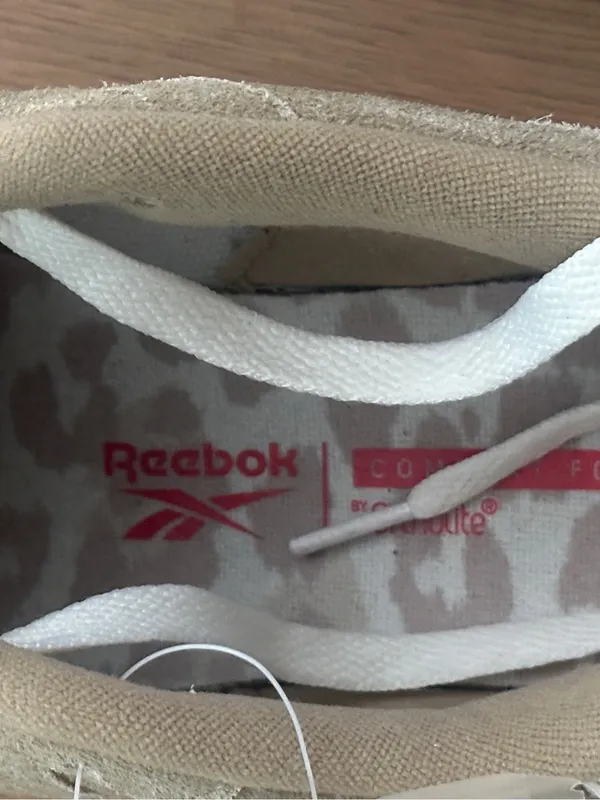 Reebok Womens Tan/White Suede Forte Lounger Sneakers Shoes NWT - Image 6