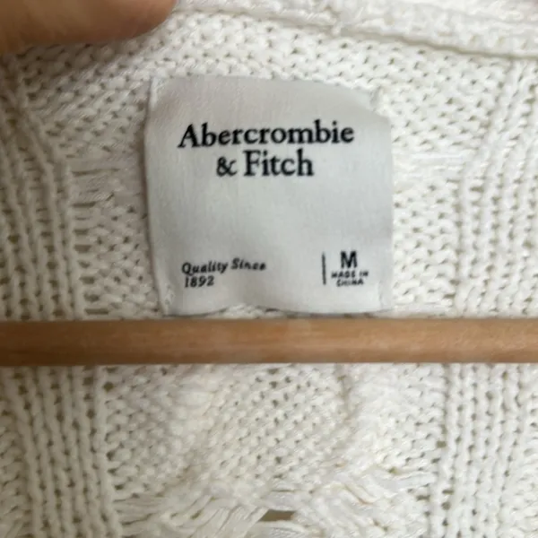 Abercrombie and Fitch short cardigan - Image 2