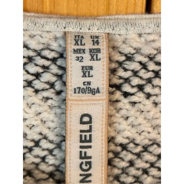 Springfield XL Sweater Striped White/Black Accent Buttons On Shoulders (3979) - Image 4