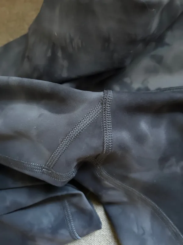 Lululemon Align Shorts Biker - Image 4