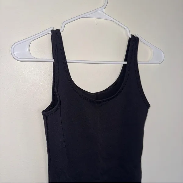TNA color black TnaLIFE™ Shake-It 5" Romper NWOT XS - Image 4