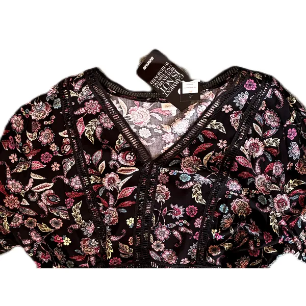 Avenue Top Womens Plus Size 5X Black Floral Boho Bell Sleeve Size 30 / 32 NWT - Image 5