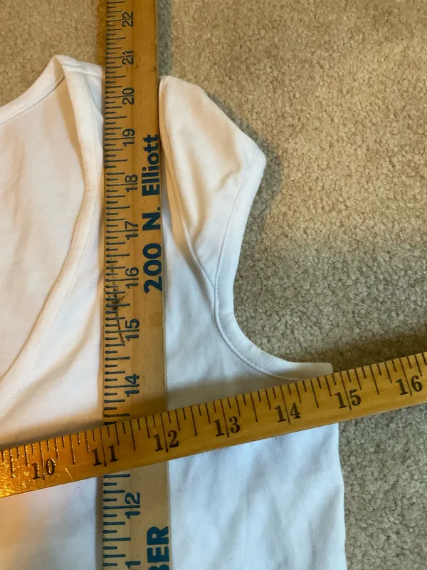 Bozzolo Crop Top White - Image 2