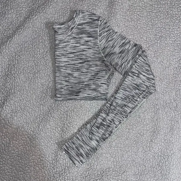Lululemon Beat The Heat Long Sleeve - Image 4
