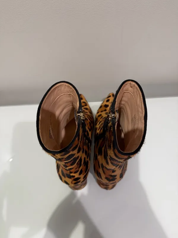 J. Crew Sadie Leopard Booties Size 7 - Image 8