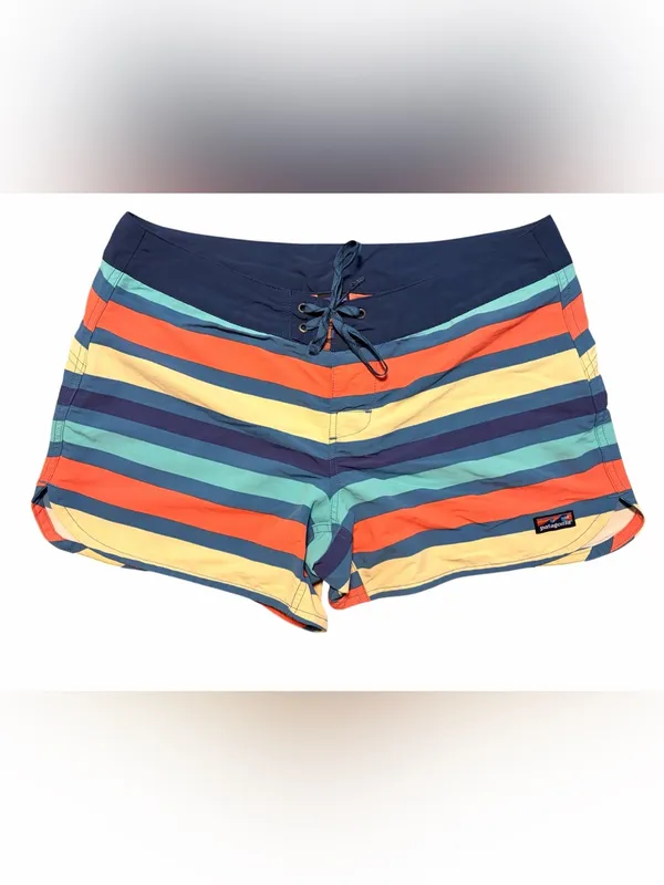 Patagonia Women's Wavefarer® Boardshorts - 5" Size 8 - Image 3