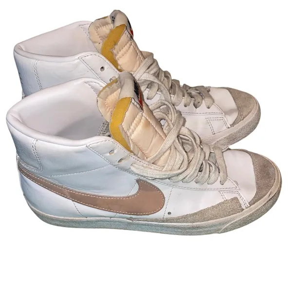 Nike Blazer Mid '77 White Suede High Top Sneakers Women's US 8 CZ5063-100 - Image 4