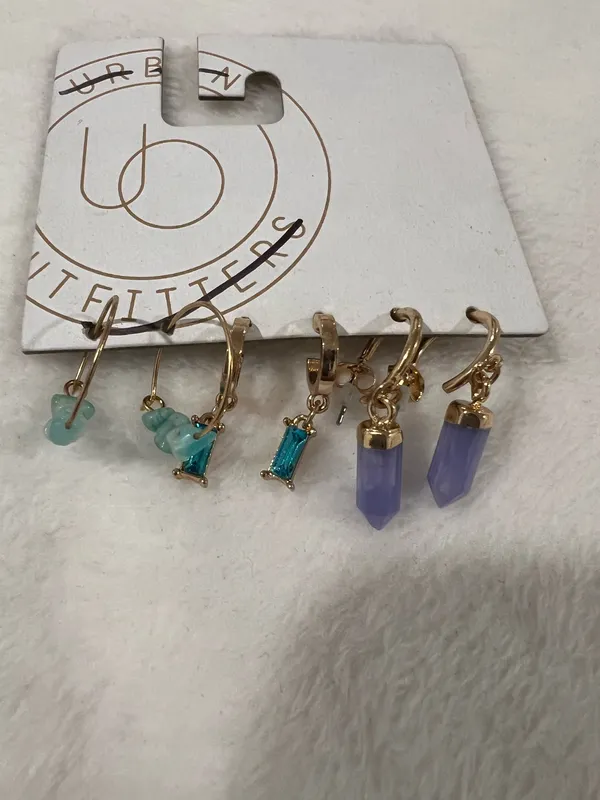 Urban Outfitters earrings set - Image 2