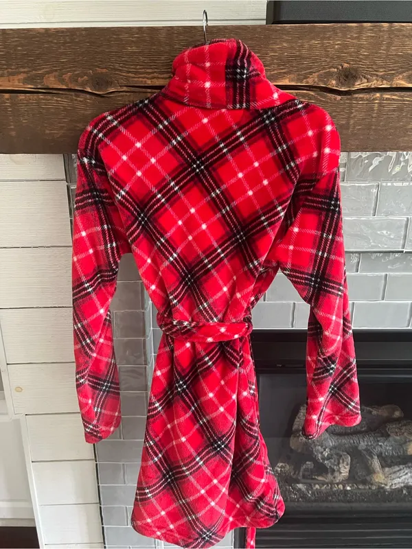 Victoria's Secret Short Super Soft Cozy Plaid Embroidered Robe Pockets XS EUC - Image 4