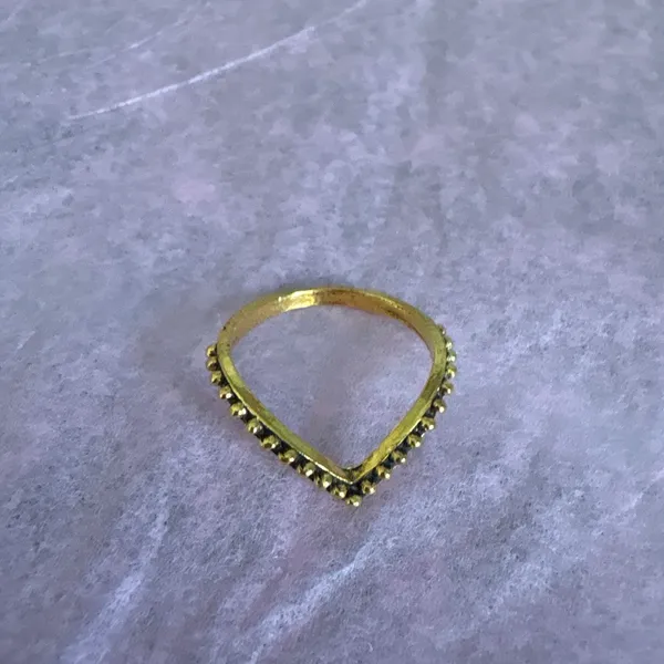 Two rings. One is adjustable, one is about a size 7.5 Gold - Image 3