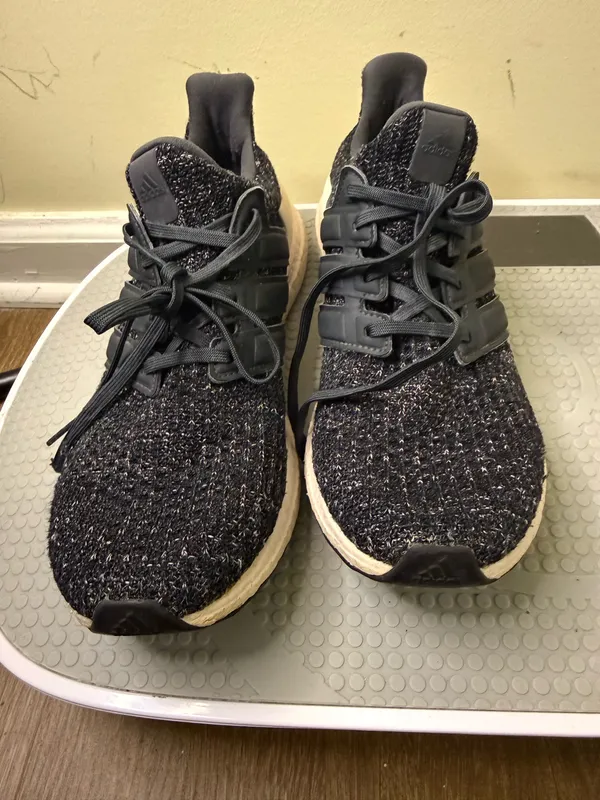 Adidas UltraBoost 4.0 Black Orchid Shoes Women's Size 9.5 - Image 2