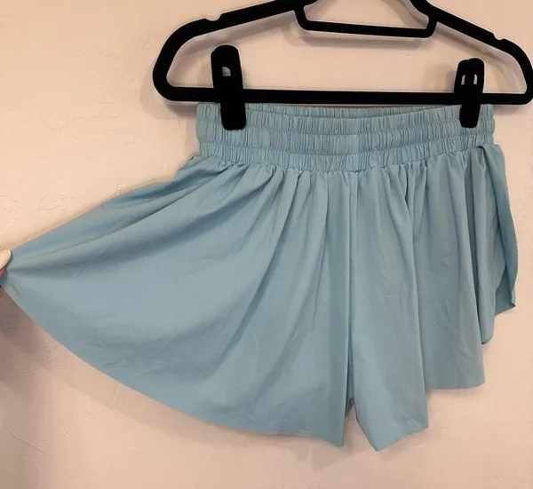 Flowy Athletic Shorts Size L - Image 4