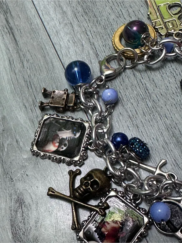 Star Wars Silver-Tone Charm Bracelet Watch Accessory with Blue Accents - Image 3