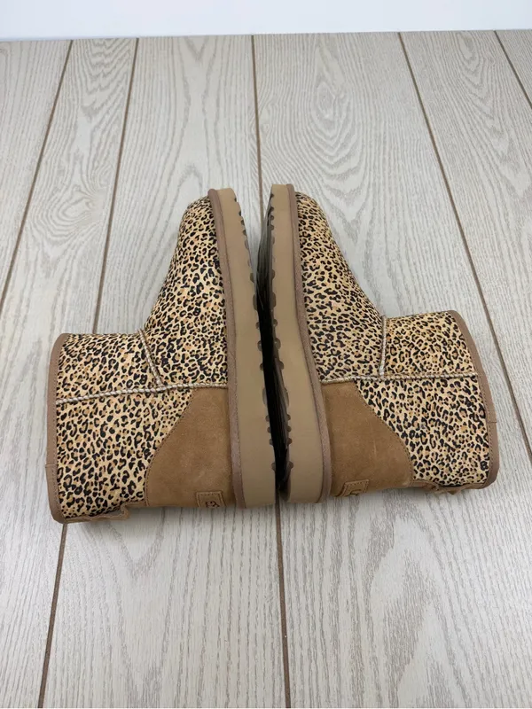 UGG Womens Classic Mini Speckles Boots US10 Chestnut w/ Black $170 - Image 3
