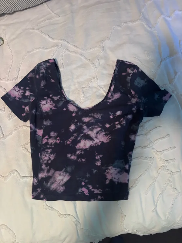 Lululemon short sleeve shirt - Image 2