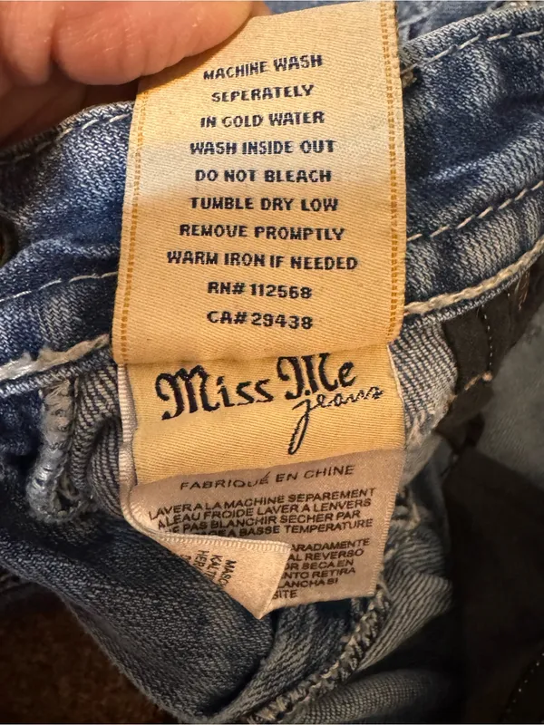 Miss Me feather wings Boot cut low rise rhinestone jeans‎ Women's 29 - Image 9