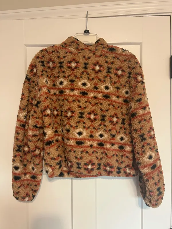 Love Tree Cozy pullover - Image 2