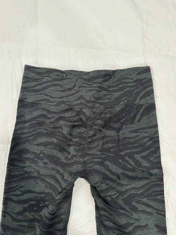 Gymshark Adapt Animal Seamless Leggings Black - Image 4